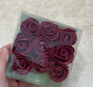 Kunstmatige rozenbloemkoppen – 9 stuks Burgundy - Bordo kunstrozen van schuim voor doe-het-zelf bruidsboeketten, tafeldecoraties, bloemstukken, feesten, babyshowers en woondecoratie (met steel, Burgundy).