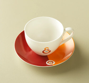 Karaca x Galatasaray Lizenzierte Nescafé-Tee-Tassen mit Untertassen – 2 Personen, 220 ml

