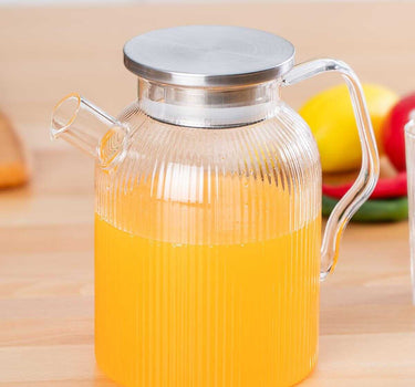 ACR ACR Lisa Karaaf Met Metalen Deksel 1,5 Liter