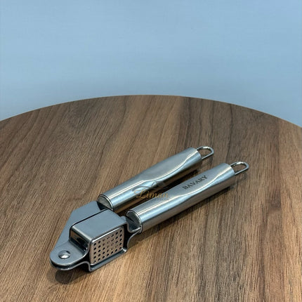 Bavary Knoflookperser