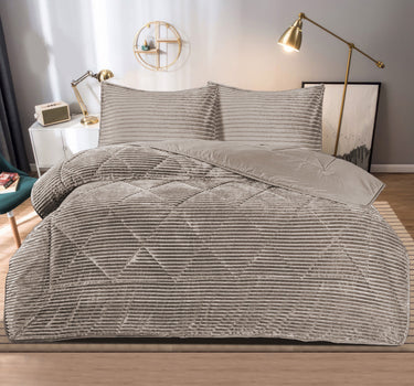 Bella Bella Home Winter Dream Deken set 3 delig Beige