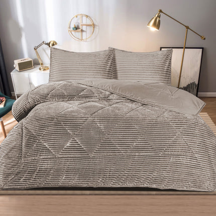 Bella Bella Home Winter Dream Deken set 3 delig Beige