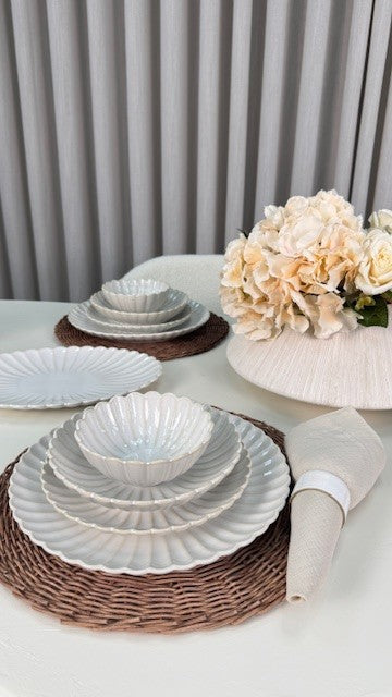 BRICARD PORCELAIN Nieuw Julia Serviesset 25 Delig | 6 Persoons Beige ( Paris ) ( Lotus )