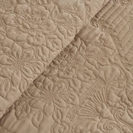 KARACA Camille bedsprei set beige 230x240 cm + 2 (50x70 cm)