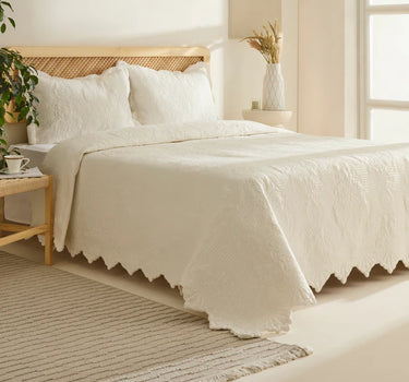 KARACA Camille Sprei Set Ecru 230x240 cm + 2 (50x70 cm)
