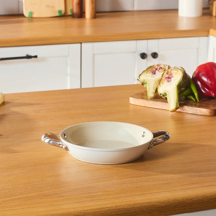 karaca Karaca Swiss Crystal amandelcrème Omeletpan 20 cm