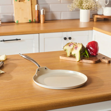 karaca Karaca swiss kristal amandelcrème pannenkoekenpan 28 cm