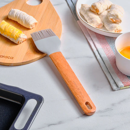 KARACA Karaca x Refika Gadgets siliconen bakkwast met houten handvat