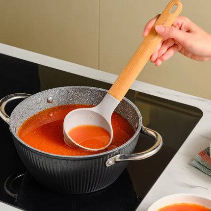 KARACA Karaca x Refika Gadgets siliconen soeplepel met houten handvat