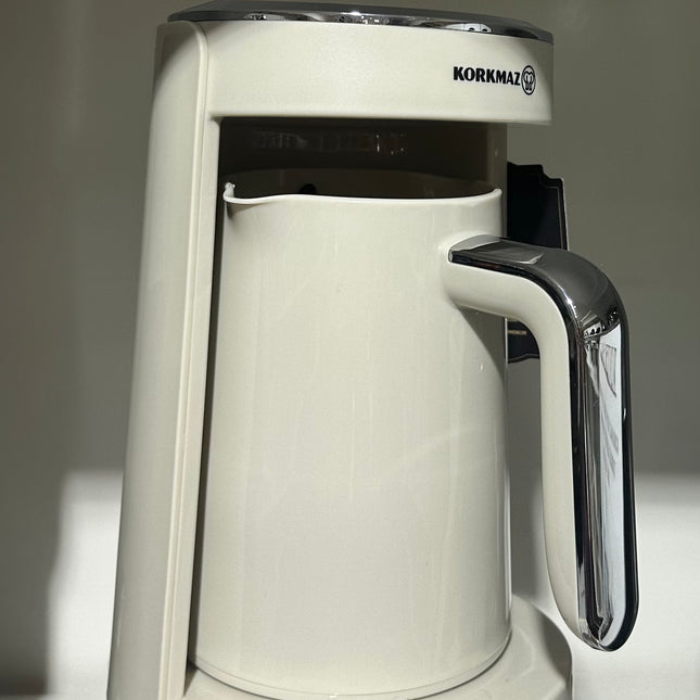 KORKMAZ Korkmaz Keyif Türk elektrische Turkse Koffiezetapparaat | Vanille / Starlight / Licht Beige