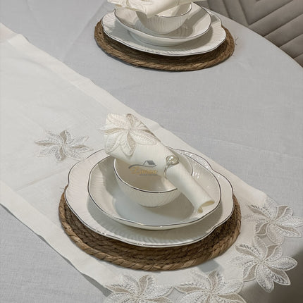 Liman Home Decor - Liman Online Artemis Tafelkleed Set Met Server Cream 18 Delig