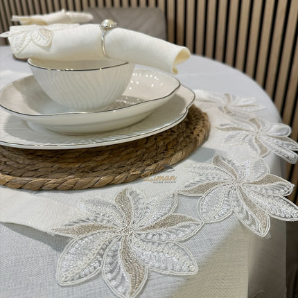 Liman Home Decor - Liman Online Artemis Tafelkleed Set Met Server Cream 18 Delig