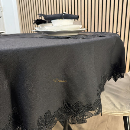 Liman Home Decor - Liman Online Artemis Tafelkleed Set Met Server Zwart 18 Delig