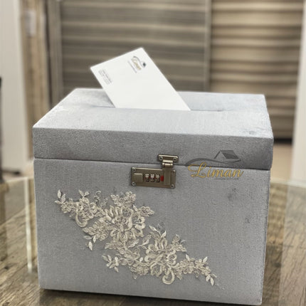 Liman Home Decor - Liman Online GELDKIST GRIJS MET CIJFERSLOT