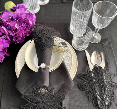 Liman Home Decor - Liman Online Lotus Tafelkleed Set Met Placemat Zwart 34 Dlg