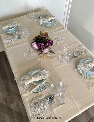 Liman Home Decor - Liman Online Menekse Tafelkleed Set Met Placemat Beige 34 Dlg