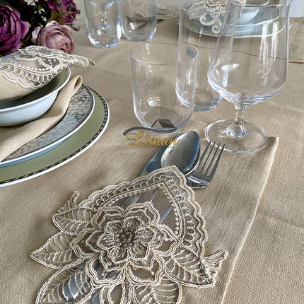 Liman Home Decor - Liman Online Menekse Tafelkleed Set Met Placemat Beige 34 Dlg
