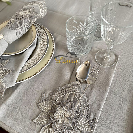 Liman Home Decor - Liman Online Menekse Tafelkleed Set Met Placemat Grijs 34 Dlg