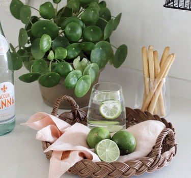 Liman Home Decor - Liman Online RATTAN 25CM DIENBLAD MET HANDVATTEN